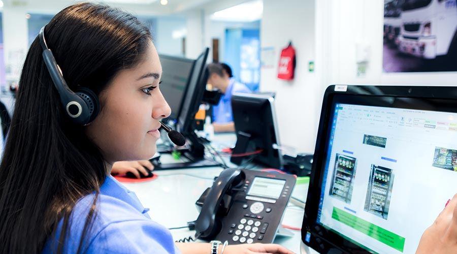 Operadores de Servicio al Cliente